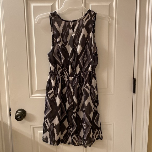 Forever 21 dress - Picture 6 of 6